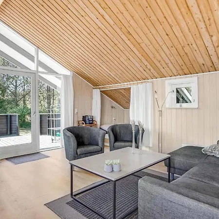Feriehus Nice Home In Blavand With Sauna *