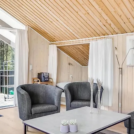 Feriehus Nice Home In Blavand With Sauna *